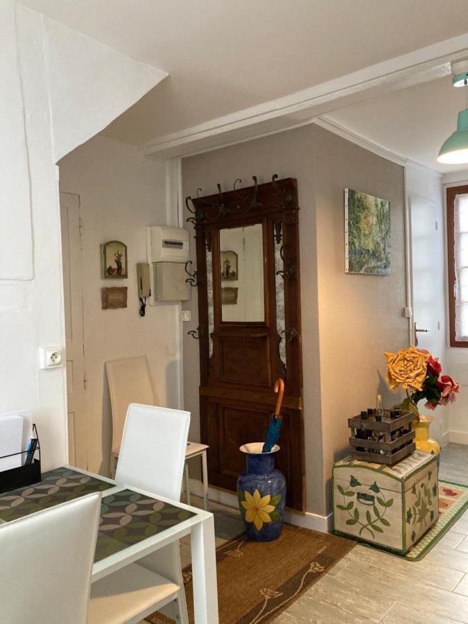 Embarcation Leilighet Honfleur Eksteriør bilde