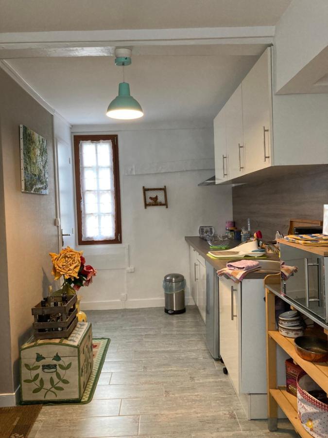 Embarcation Leilighet Honfleur Eksteriør bilde